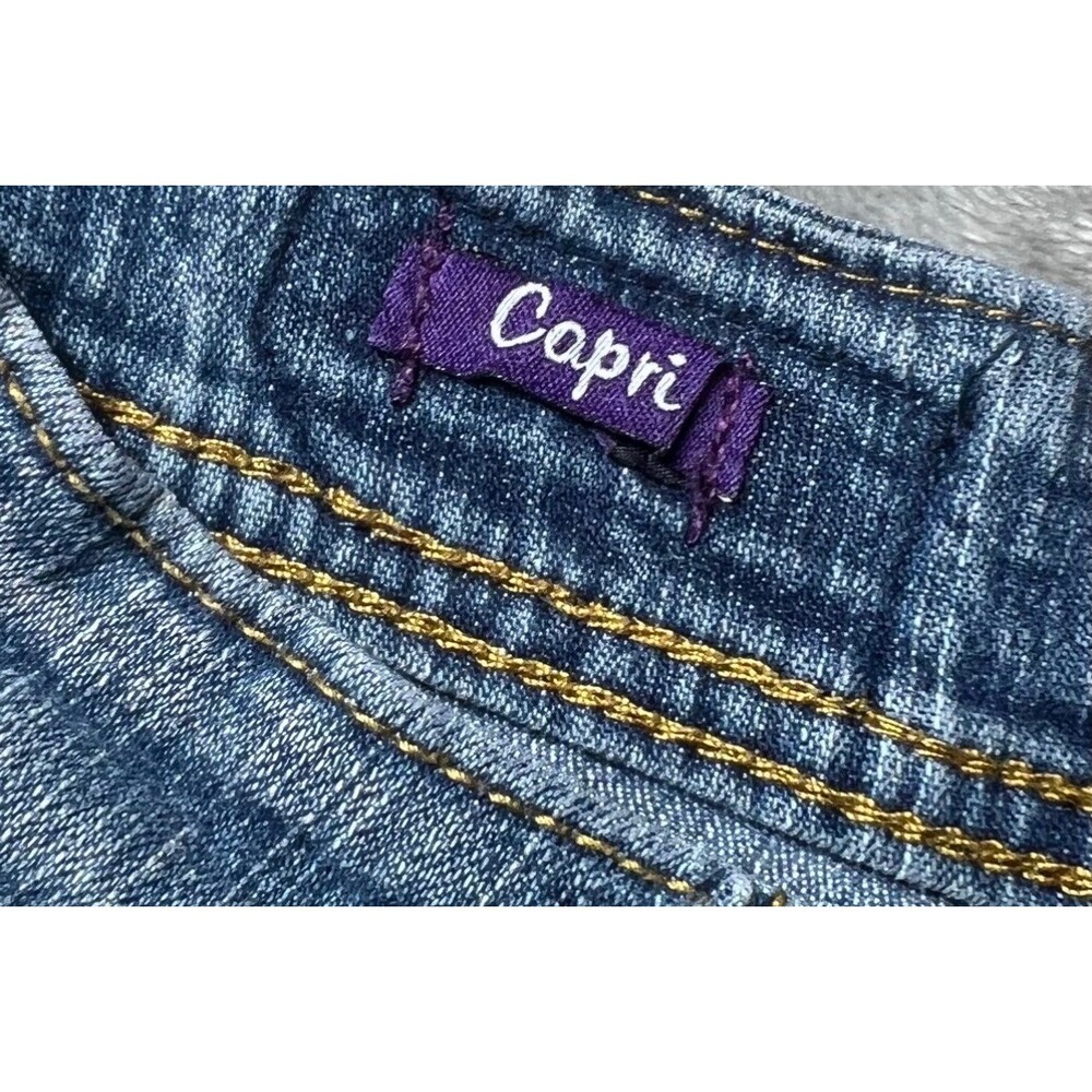 Vigoss Cuffed Hem Capri Jeans Womens Size 7 Blue Denim Distressed Casual - Picture 5 of 16